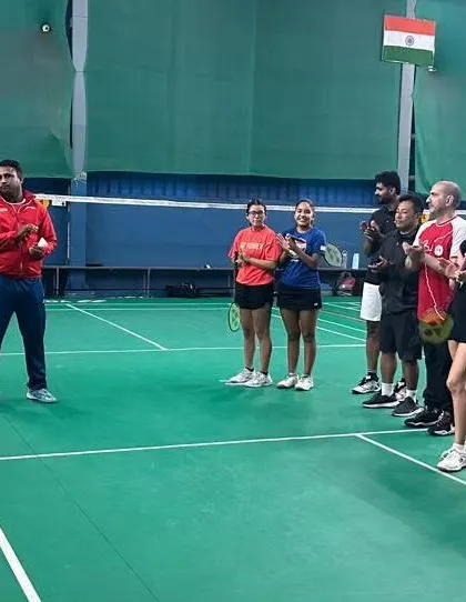 A moment of instruction during the joint training camp with the Peru team. Our coaching philosophy is shared with players from around the world.