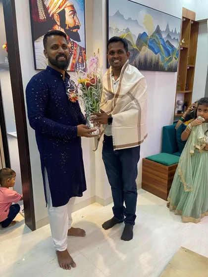 Presenting a token of good wishes to the Gole family during their housewarming. We completed their 1BHK renovation in Vikhroli in under 45 days.