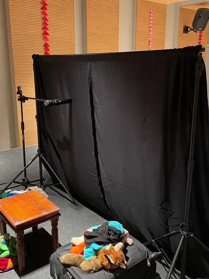 A behind-the-scenes look at my performance setup at the Atta Galatta Children's Festival in Bangalore. The venue and its energy play a huge role in creating a magical performance.