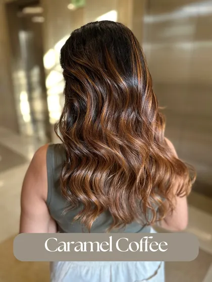 This Caramel Coffee color is a beautiful blend of warm caramel tones on a deep coffee base. It's a no-bleach option that adds incredible richness and shine.