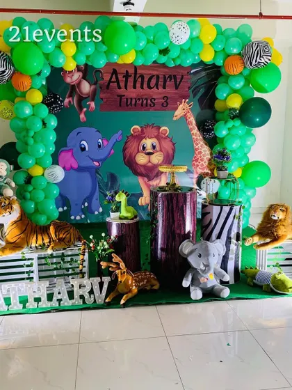 Another shot of the jungle theme for Atharv's 3rd birthday.