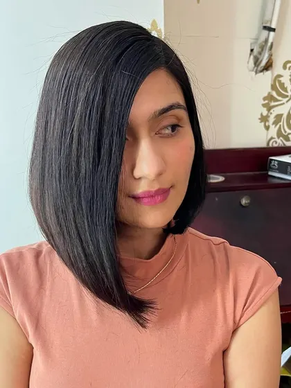 This cut is bold and makes a statement.