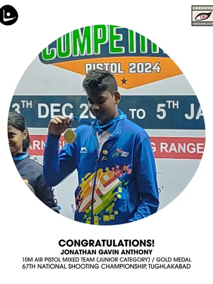 Jonathan Gavin Anthony proudly holds his Gold Medal from the 10M Air Pistol Mixed Team Junior Category at the 67th National Shooting Championship.