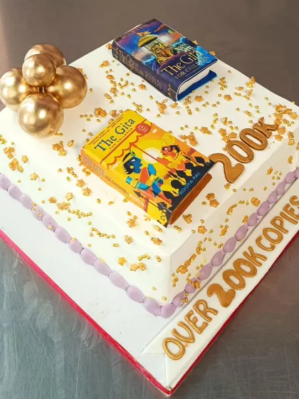 It was a pleasure to bake this cake for author Roopa Pai to celebrate 200k copies sold of "The Gita for Children". We created edible versions of her books to mark this incredible achievement.