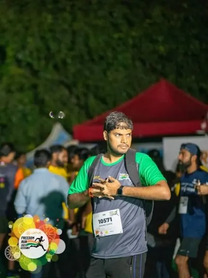 A moment of focus before the Freedom Run. Our events bring together people from all walks of life, united by a shared passion for health and running.