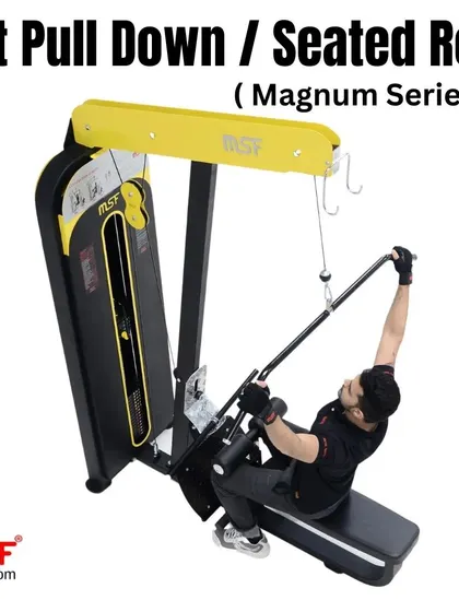 An overhead view of the seated row movement on the Magnum Series machine.