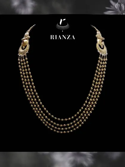 This is the long jaal necklace from the Rajwadi set, which can also be worn on its own. Its versatility is key to building a functional bridal trousseau.