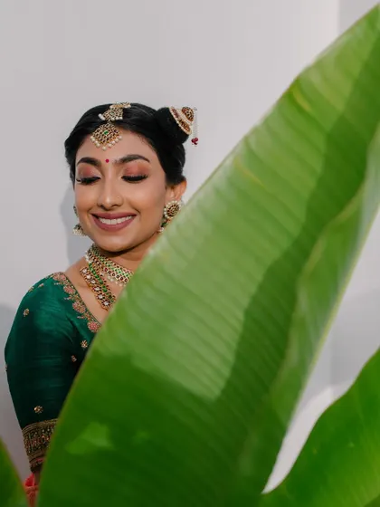 The epitome of South Indian elegance. This bride looks absolutely radiant, and we used natural elements to frame her beauty in a serene and artistic way.