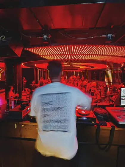 A motion blur shot capturing the energy of a set in Pune. I love bringing my sound to new cities and connecting with different crowds.