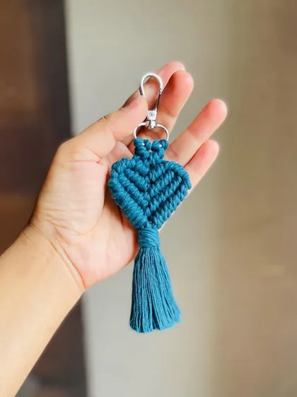 This teal heart keychain is a beautiful and unique color. It's perfect for corporate gifting or wedding favors.