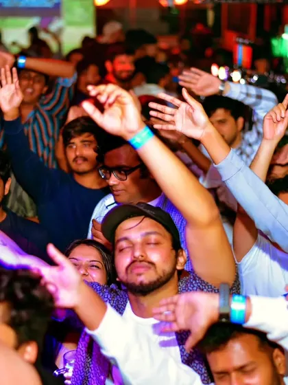 This is the result I aim for every single time. A crowd completely united by the music, hands in the air, lost in the moment. Seeing these happy faces is what drives my passion.