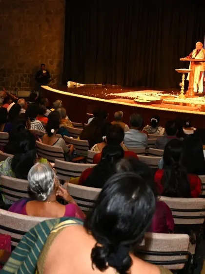 The view from the audience as Ashok Vajpeyi delivers his lecture, "Dancing Away," at the India International Centre.