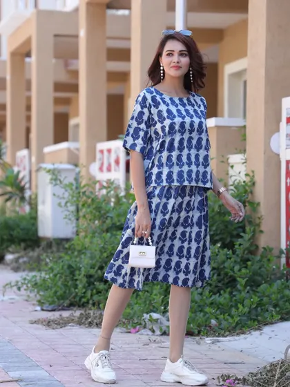 A look at how I style my Bagru hand-block printed co-ord sets. This comfortable pure cotton top and skirt combination is perfect for a chic, casual day out, easily paired with sneakers for a modern twist.