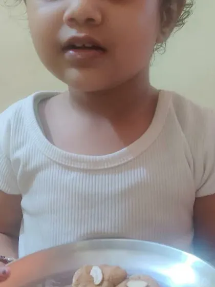 Even through a screen, we can cook together! Our children followed along during a digital class to make their favorite delicacies, proudly showing their creations and sharing the joy with their families.