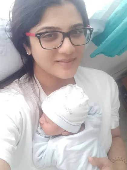 My own journey into motherhood has given me a deeper understanding of the skin changes that come with life's biggest moments. It reinforces my belief in providing empathetic, real-world advice for every stage of your life.