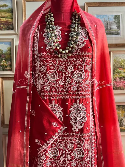 A full-length view of the mannequin, capturing the entire regal ensemble.