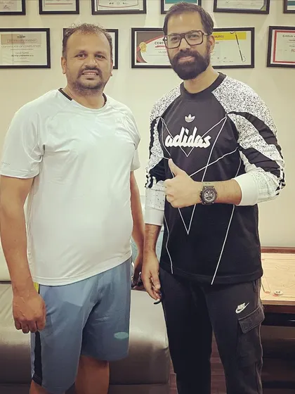 A snapshot of a successful recovery journey. This client, pictured with me, is a testament to the fact that dedication and the right guidance can lead to incredible outcomes.