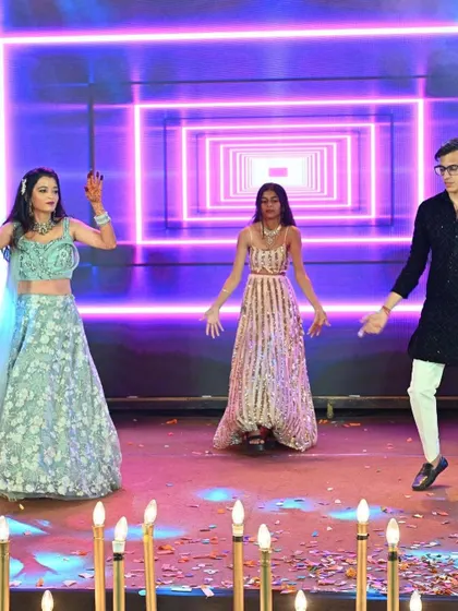 A fun and dynamic performance featuring the bride and her siblings. We love creating routines that showcase the unique bond and inside jokes between brothers and sisters.