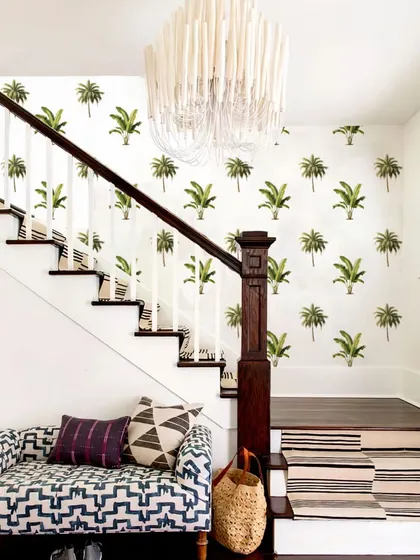 Our Banana and Palm Tree wall stickers add a playful and tropical touch to this stylish entryway. The mix of leaf shapes creates a dynamic and interesting design.