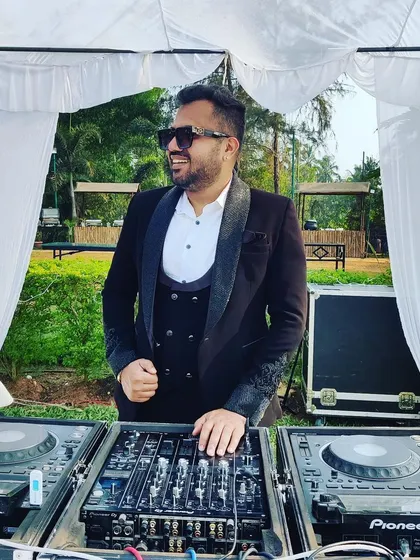 Dressed for the occasion at a beautiful destination wedding in Goa. I work closely with wedding planners to ensure every detail is perfect, bringing professionalism and high energy to your big day.