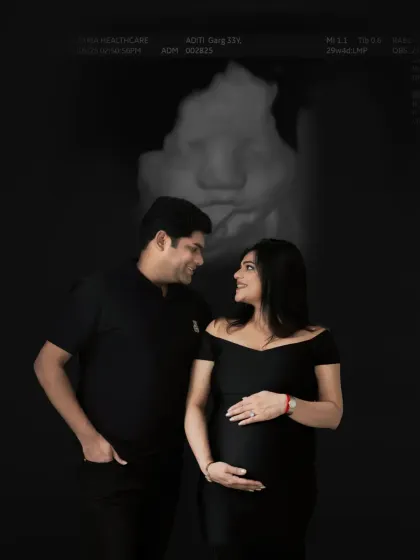 Meeting your baby for the first time through an ultrasound is a moment of pure wonder. I love incorporating these special images into my maternity couple photoshoots.