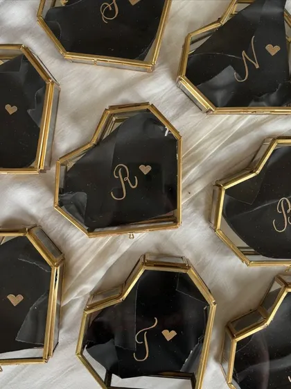 I had the pleasure of sending out these stunning heart shaped glass boxes. Each box was personalized with an initial and a tiny heart, making it a truly special keepsake for a group of friends or bridesmaids.
