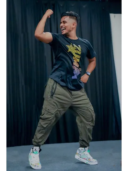As a licensed Zumba instructor, I bring passion and energy to every single move. This is more than a job for me, it is about sharing the freedom and joy of dance fitness.