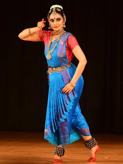 A poised and elegant stance from an endowment programme performance.