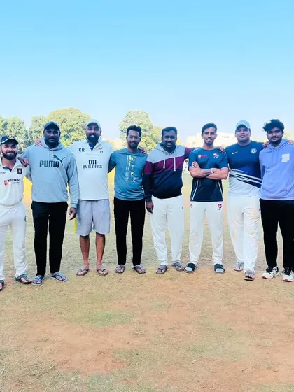 Our senior team, Vivekanager Cricketers, after another successful chase, winning by 4 wickets in the KSCA 5th Division.