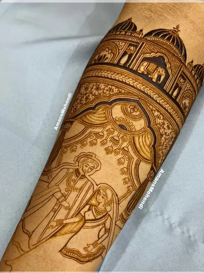 A detailed portrait of a bride and groom, framed by intricate jharokha-style windows and palace architecture. This design is perfect for telling a royal love story.