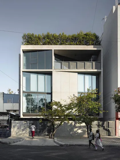 This is our own design studio, building 113, situated on a 2,400 sq ft urban site. The design was an exercise in creating a neutral, unbiased environment for creative thinking, with a facade that balances transparency and solidity.