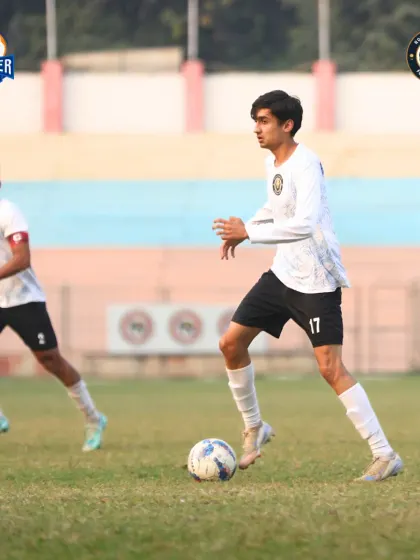 Two players working together, demonstrating the tactical awareness and teamwork we practice.
