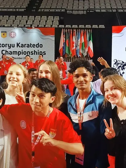More happy faces and peace signs! The spirit of friendship and sportsmanship was everywhere at the international championship.