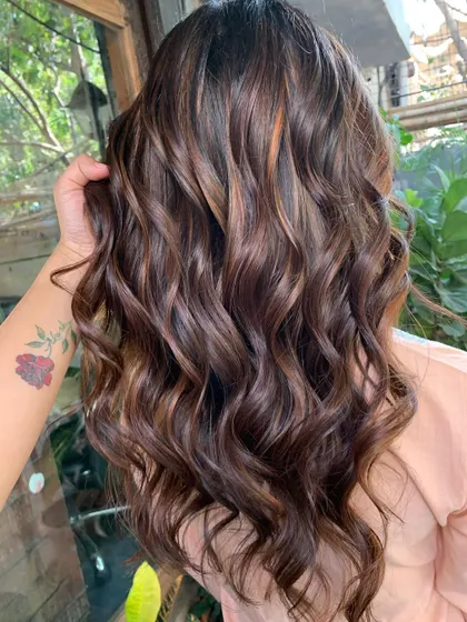 Rich chocolate for this pretty bride. This non-bleach color is perfect for a classic, elegant wedding look. (No filter)