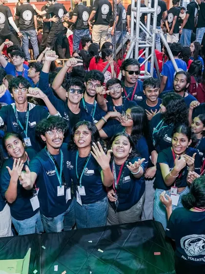 The volunteers and organizers at SIES Visions, just as hyped as the crowd. It takes a great team to put on a festival like this, and their energy was amazing.