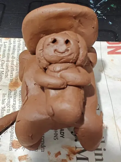 This little clay figure tells such a tender story. A young participant in my kids clay workshop sculpted this baby after her own doll was taken away, finding a way to process her feelings through her hands. It is a beautiful reminder that clay can hold our emotions when words are not enough.