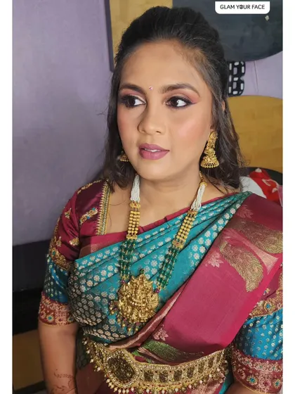 A beautiful monochromatic glam look with a classic winged eyeliner. I love how this entire makeover came together, proving that sometimes a full face of glam is exactly what an occasion calls for.