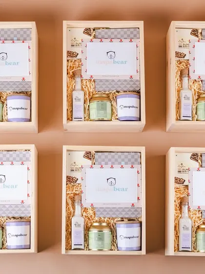 We curated these premium PR packages for the launch of "Mapa Bear" magazine. Housed in a pinewood box, they feature a mix of elegant stationery and self-care essentials.