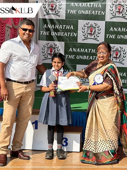 Congratulations to our prodigy Mohana for winning 3rd prize at the Interschool Chess Competition at Delhi World Public School.