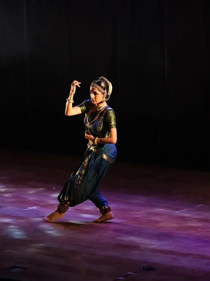 Interacting with the musicians is a key part of a live performance. Here, during 'Ananta', their music guides my movements, creating a spontaneous and living piece of art in real-time.