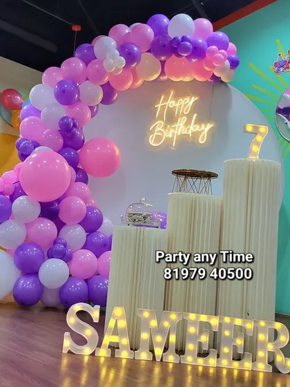 Another angle of the purple and pink 7th birthday party.