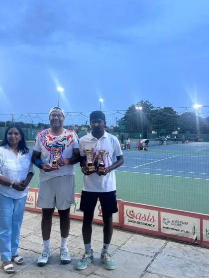 Another shot of our champions after the ITF World Masters Tour event in Solapur. Success at this level inspires our entire academy.