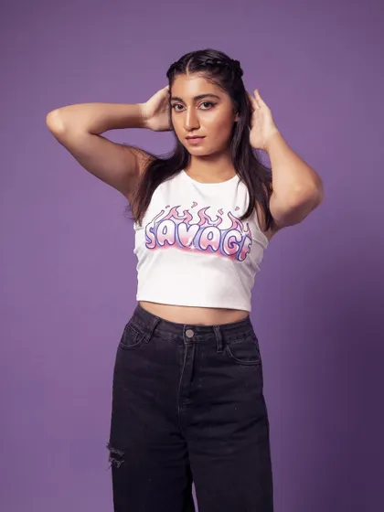 Another pose from the same series, showing how we can create a variety of looks in one session.