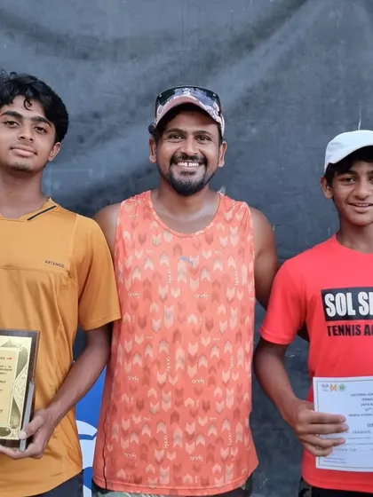Our founder Suraj Bikkannavar with our champion Skanda Prasanna Rao, who won the doubles title and was named Most Promising Player at the AITA U18 Nationals.