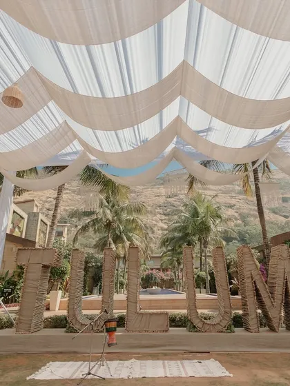 The custom-built "TULUM" sign was the highlight of the decor, creating a perfect photo backdrop for the event.