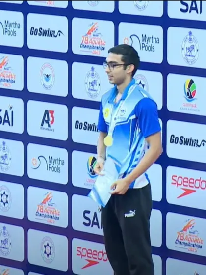 Shoan Ganguly receiving his gold medal.