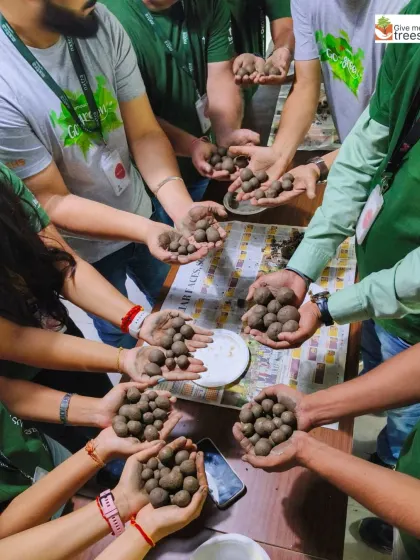 A collective effort. The hands of many created hundreds of seed balls in this single workshop session, ready to bring life to a new area.