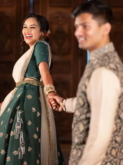 A playful and happy pre-wedding shot. The bride's laughter is infectious, and her makeup is kept light and fresh to match the joyful mood.