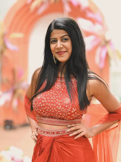 This red outfit was perfect for a carnival-themed event. I love sharing the story behind this picture; a kind compliment from a stranger totally made my day.