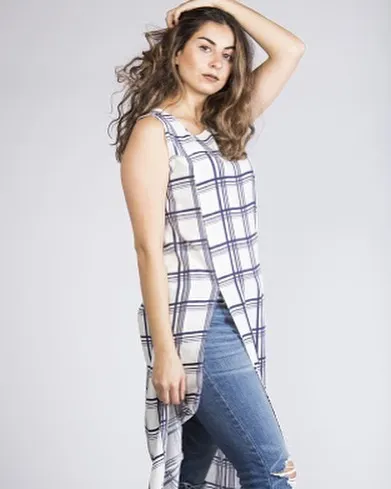 For a casual Indo-Western look, I can stitch long, sleeveless kurtis with high slits, perfect for pairing with jeans or trousers. This is a great way to create a modern, everyday outfit.